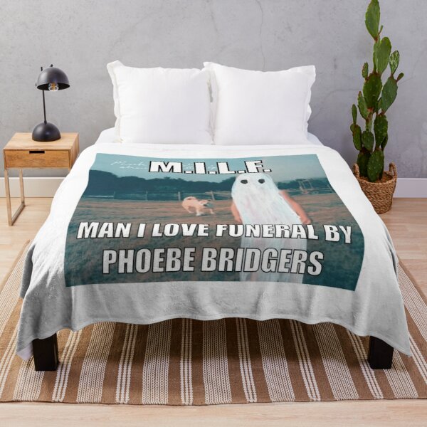 urblanket large bedsquarex600.1 23 - Phoebe Bridgers Shop