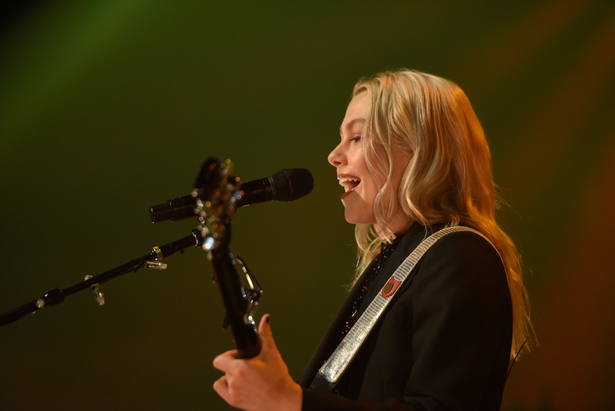 why-phoebe-bridgers-is-the-indie-darling-of-our-generation
